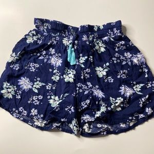Blue flowy shorts with flowers